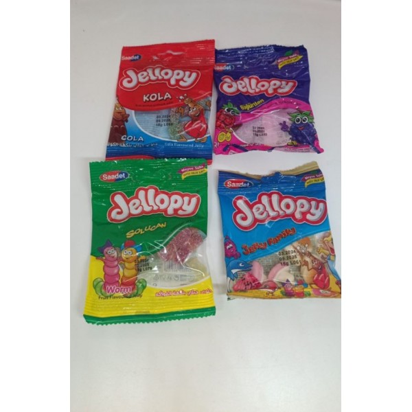 Девчонки-супергерои Кидс бокс Супердевочки DC Super Hero Girls игрушка с мармеладом в коробочке, 1 шт